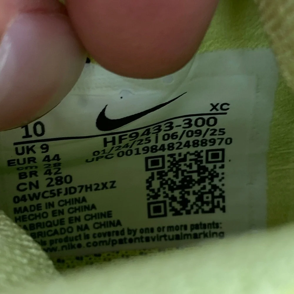 Nike Mercurial Superfly 10 Pro Soccer Cleats Mens 10 Volt Yellow HF9433-300
